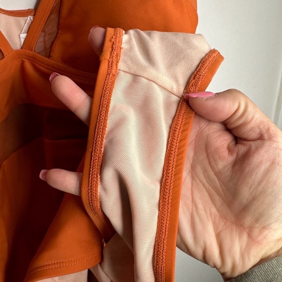 CUPSHE One Piece Swimsuit V Neck Mesh Tummy Control Adjustable Wide Strap 1X - Picture 8 of 10